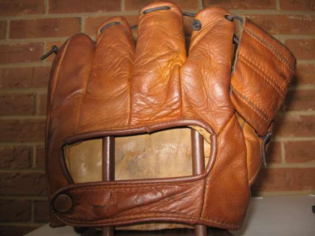 Al Dark Davega D285 Back